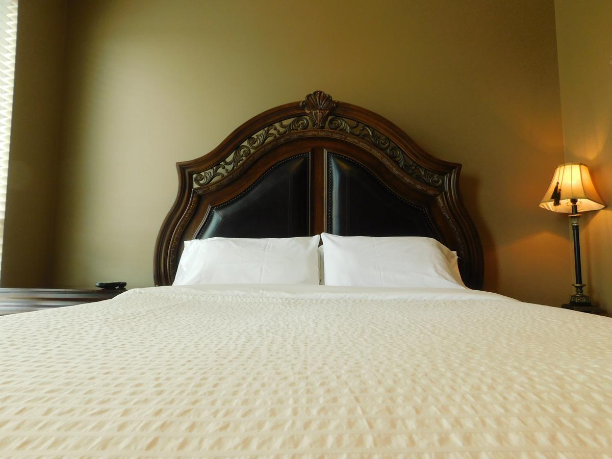 Regal Suites
