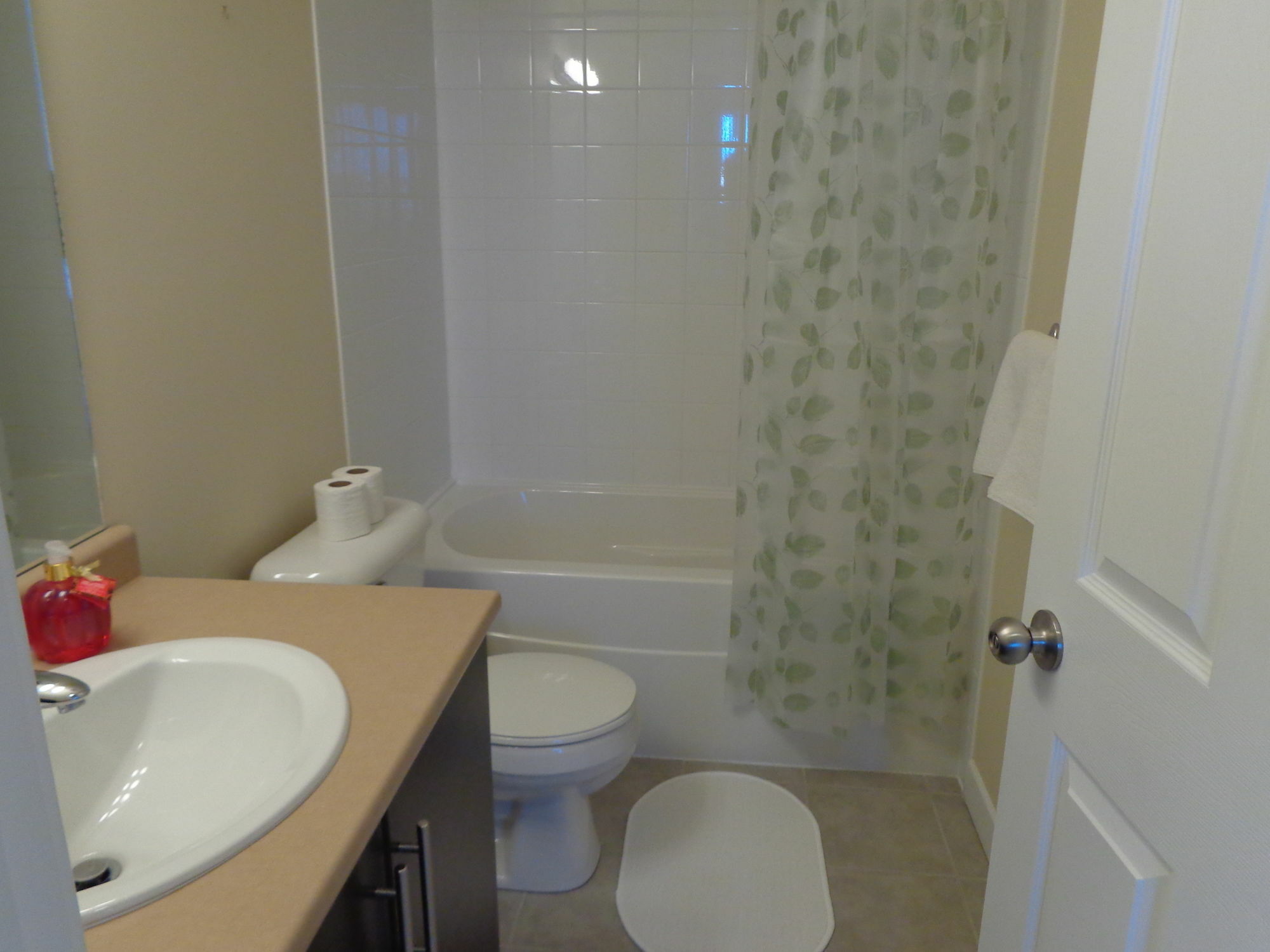 Regal Suites Apartment *