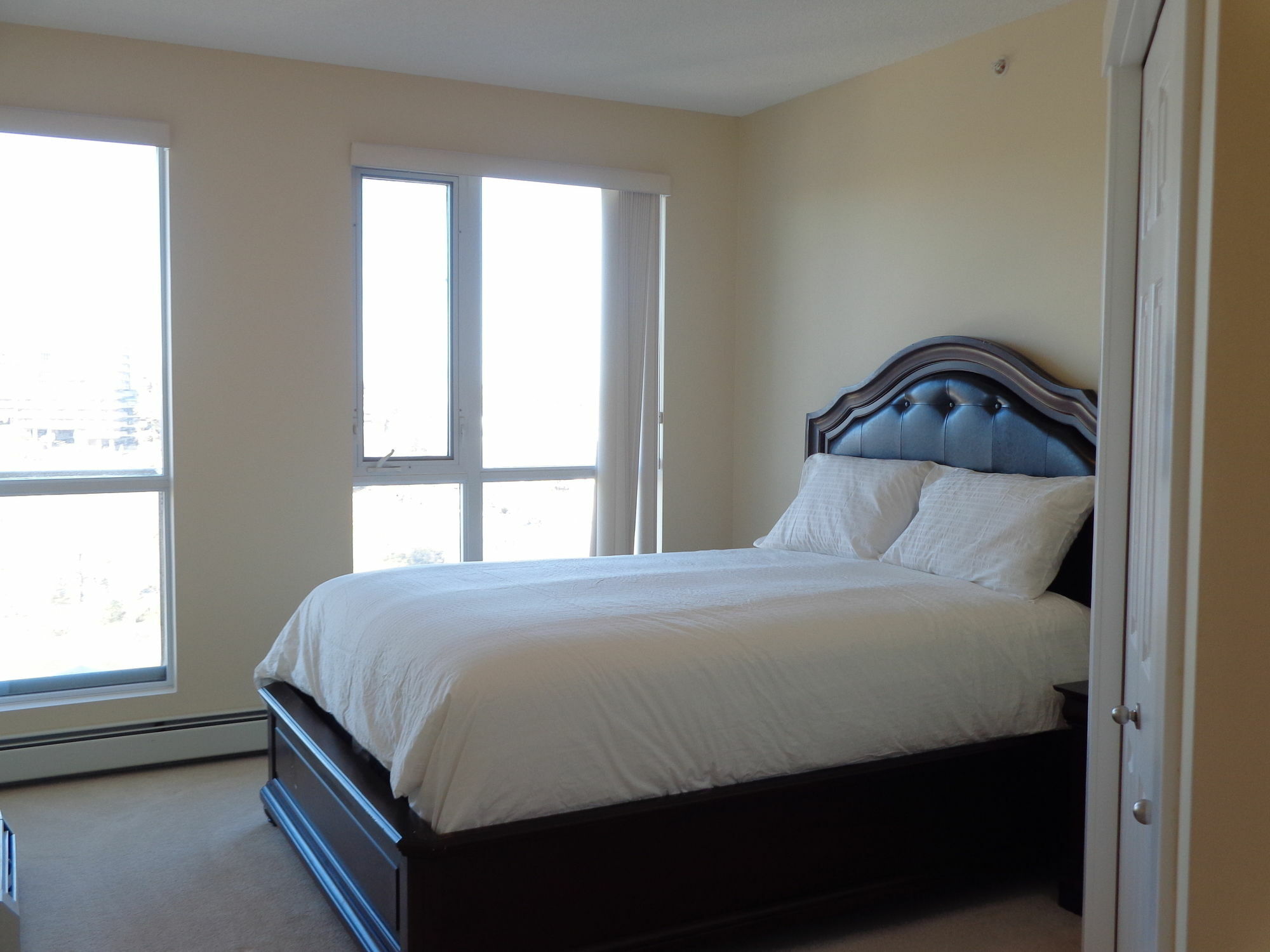 Regal Suites * Calgary